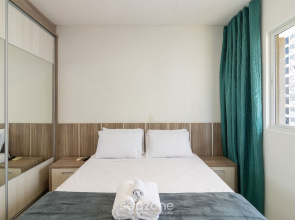 2-suite Apt w/ BBQ 550m From the Beach Ebf0702