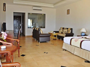 Sandhills Beach Resort & Spa