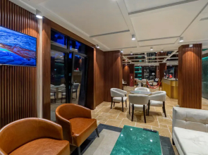 Marisstone Hotels