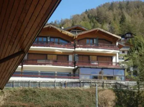 Iris CONFORTABLE & PLEASANT apartments