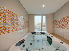 Al Khoory Atrium Hotel