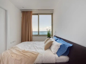 Stunning Apt Sea Views in Tigne Point, With Pool