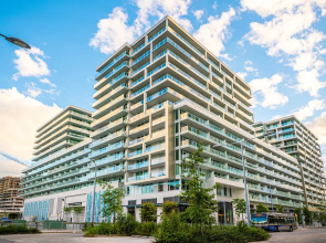 Charming Oasis Close to Airport & Downtown