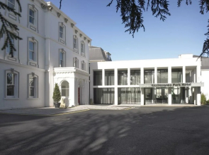 Rochestown Park Hotel