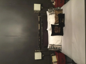 Chiltern Cottage and Indigo Suite