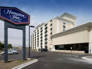 Hampton Inn by Hilton Green Bay Stadium