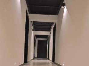 The Avenue Hotel