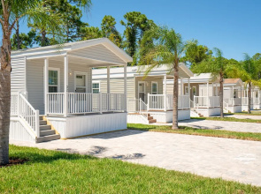 Sun Retreats Daytona Beach