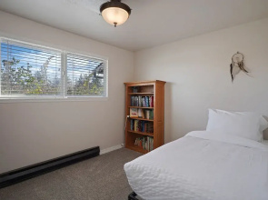 Eastside Acres 3 Bedroom Home by Redawning