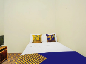 SPOT ON 91615 Arumba Guest House Syariah