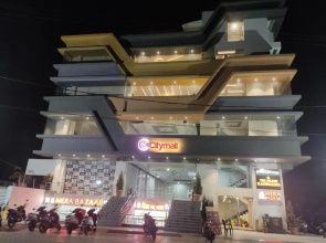 Hotel The Grand Kaushalya
