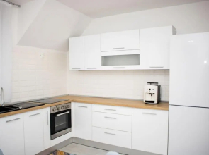 Leister Apartment Cisnadie