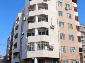 Lux Central Apartments