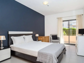 04 in Portim o With 1 Bedrooms and 1 Bathrooms