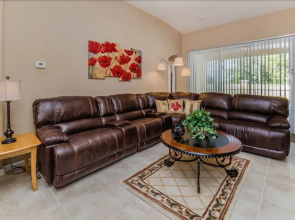 8062 Windsor Palms Resort
