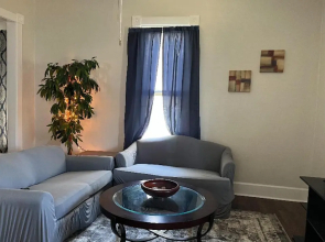 Entire Home Indy East!