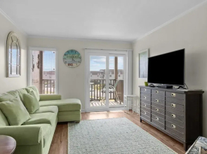 Summer School 2 Bedroom Condo by RedAwning