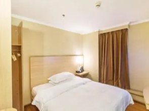 Ibis Chongqing Ranjiaba Hotel