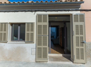 Mediterranean style townhouse 200 meters from the sea