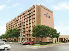 Holiday Inn Select Dallas Central