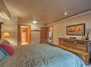 Cozy Driggs Condo w/ Hot Tub & Ski Shuttle Service