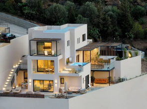 The Nook -luxury Living at the Edge of Tranquility