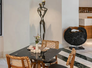 Avra City Boutique Hotel