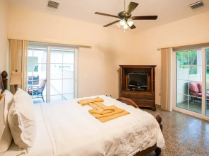 Lawson Rock Yellowfish 210