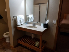 Woodside Old Towne Hotel