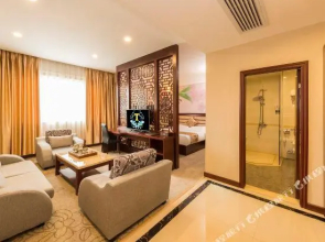 Huayang Hotel