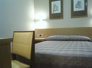 Хостел Windsor Puerta del Sol