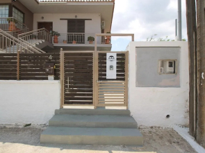 Pikinas Studios near ATH airport