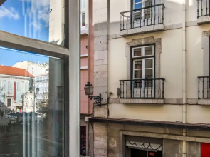 Chiado Balcony Apartment
