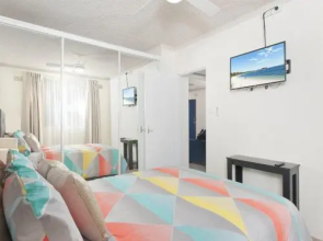 Shoal Towers, Unit 1/11 Shoal Bay Road