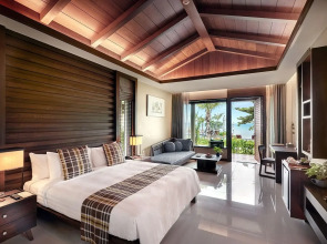 Khanom Beach Resort & Spa