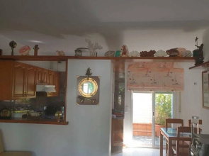 Lovely Holiday Home in Fràncas with Hot Tub
