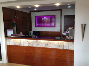 Ridgecrest Gardens Hotel