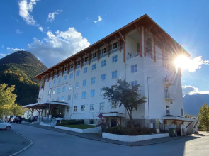 Grand Hotel