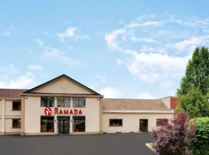 Ramada By Wyndham Flemington