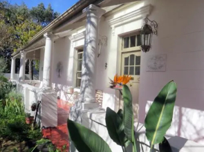 Au Pear Boutique Guest House