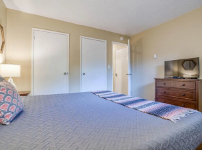 Creekside Condo 136