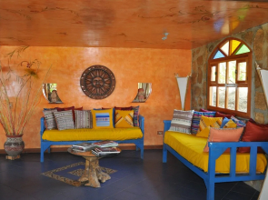 Azuluna Eco-Lodge