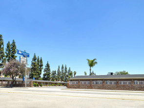 Americas Best Value Inn & Suites San Bernardino
