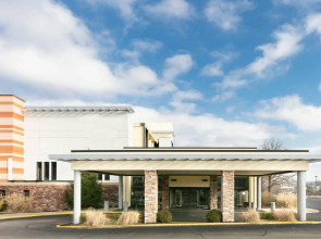 Chester Inn & Suites