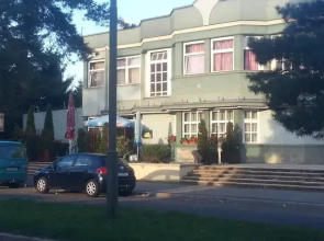 Sportcsarnok Motel