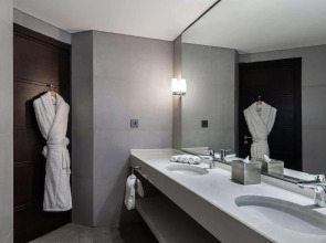 DoubleTree by Hilton Hotel Aqaba