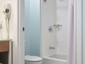 Universal's Endless Summer Resort - Surfside Inn and Suites