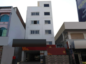 OYO 9804 Hotel SR Residency
