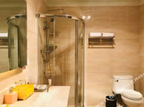 Minshan Yunshang Yuhan Hotel