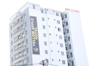 yellow apple hotel